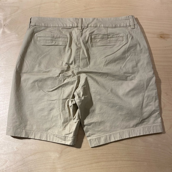 J. Crew Tan Flat Front Shorts Classic Style 14 (NB) - Picture 5 of 6